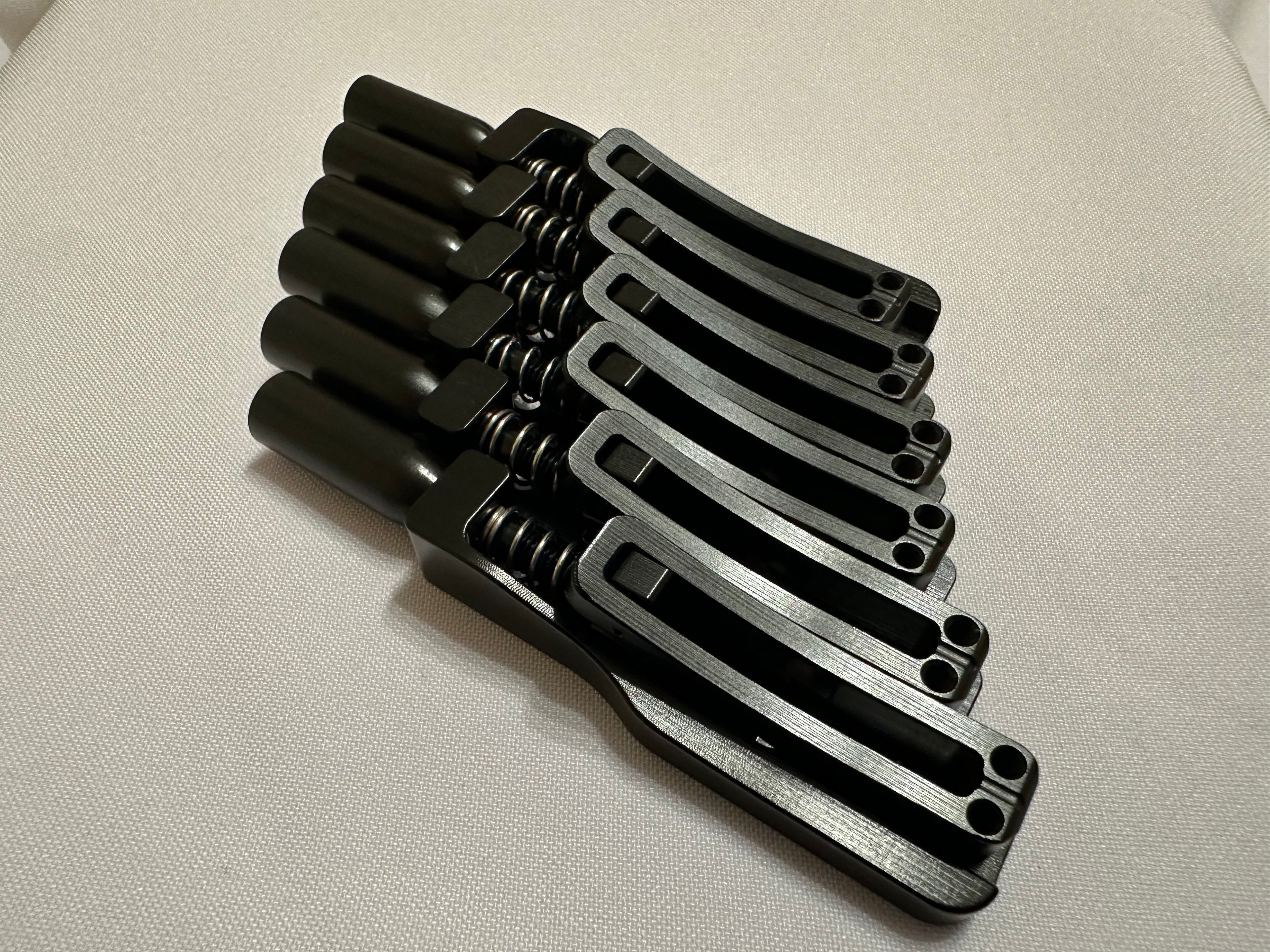 Skethra Multiscale Mono-Rail Bridge — Black Baseplate / Black Hardware