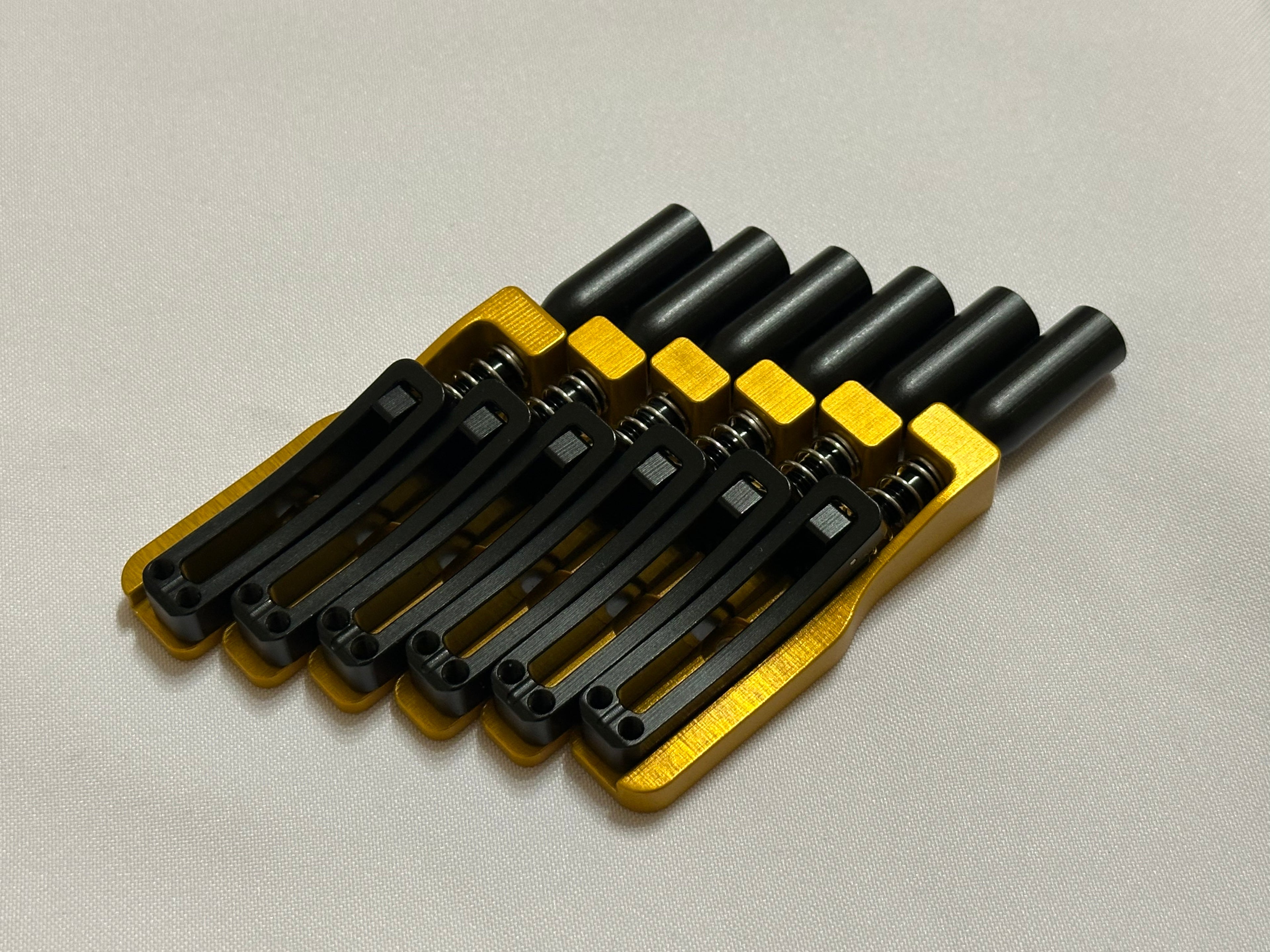 Skethra Multiscale Mono-Rail Bridge — Gold Baseplate / Black Hardware