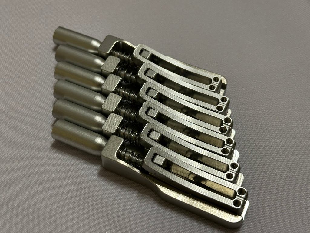 Skethra Multiscale Mono-Rail Bridge — Silver Baseplate / Silver Hardware