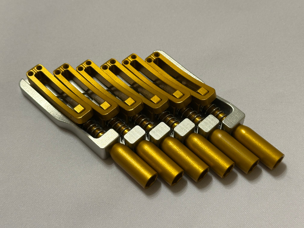Skethra Multiscale Mono-Rail Bridge — Silver Baseplate / Gold Hardware