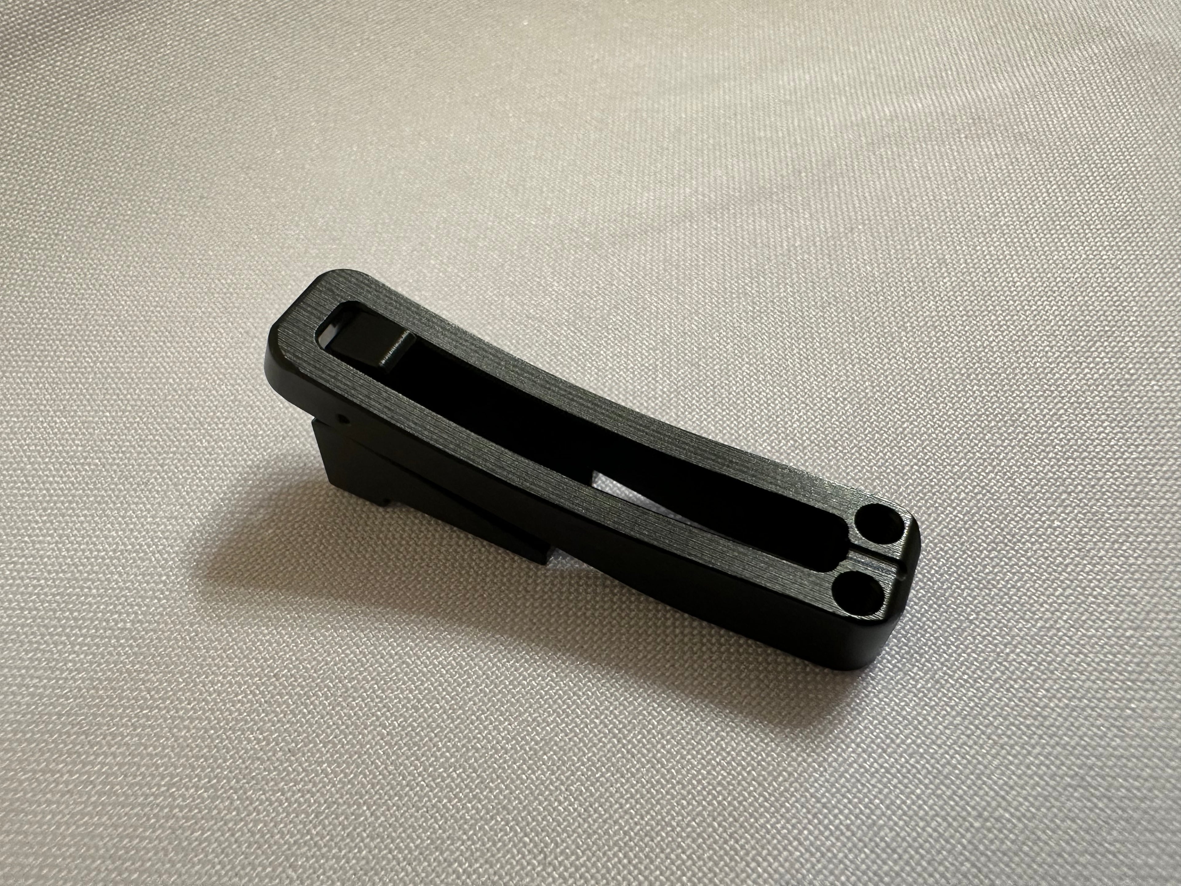 Individual Guitar Bridge Saddle – Black